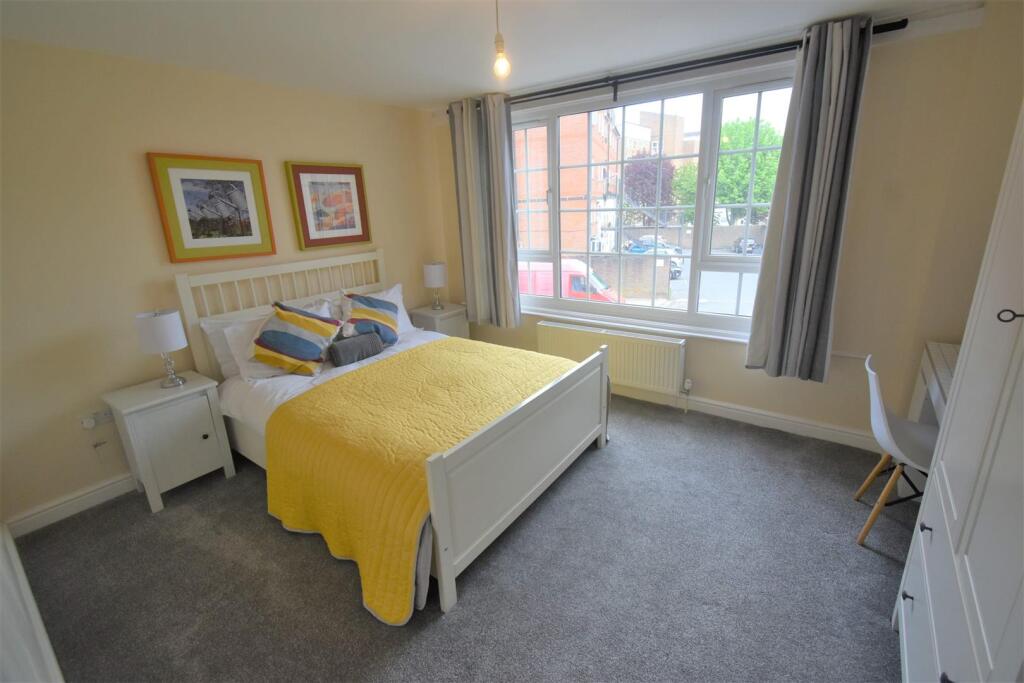 1 bed House Share for rent in Crayford. From Land Estates Agent - Dartford 1 bed House Share for rent in Crayford. From Land Estates Agent - Dartford
