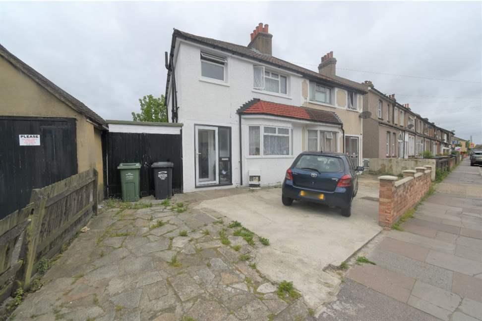 3 bed Semi Detached for rent in Crayford. From Land Estates Agent - Dartford