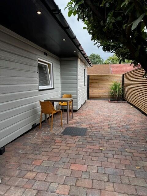 1 bed Apartment for rent in Crayford. From Land Estates Agent - Dartford