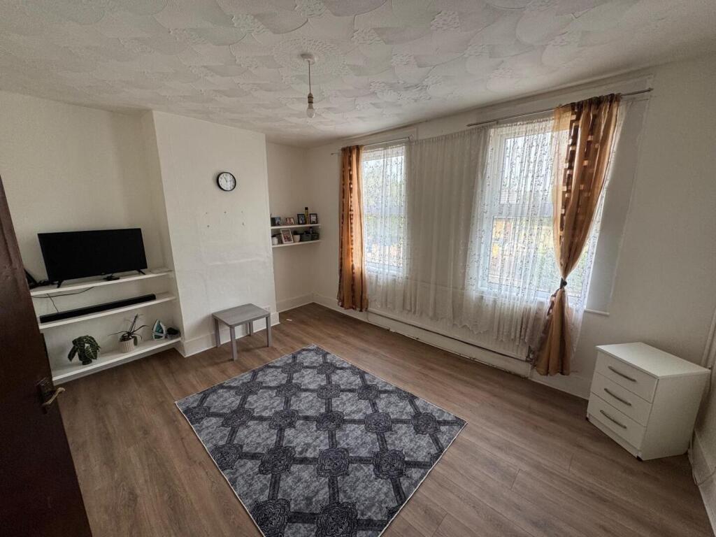 1 bed Apartment for rent in Crayford. From Land Estates Agent - Dartford 1 bed Apartment for rent in Crayford. From Land Estates Agent - Dartford