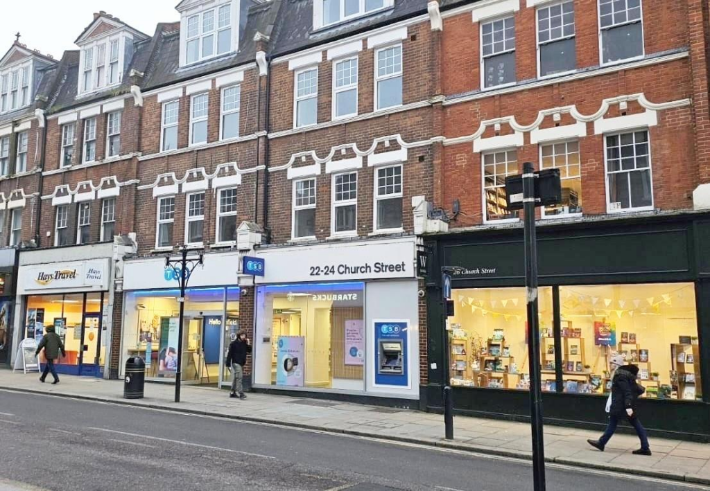 1 bed 1st Floor Flat for rent in Crews Hill. From Lanes - Cheshunt 