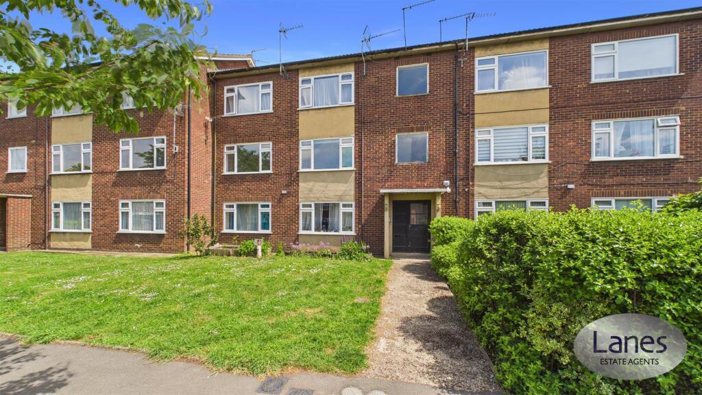 2 bed 1st Floor Flat for rent in Cheshunt. From Lanes - Cheshunt 