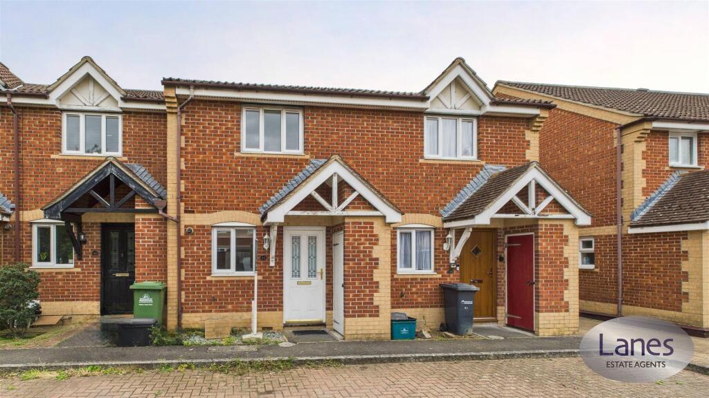 2 bed Detached for rent in Cheshunt. From Lanes - Cheshunt 