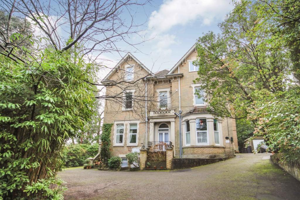 2 bed House (unspecified) for rent in Bournemouth. From Brown & Kay - Westbourne