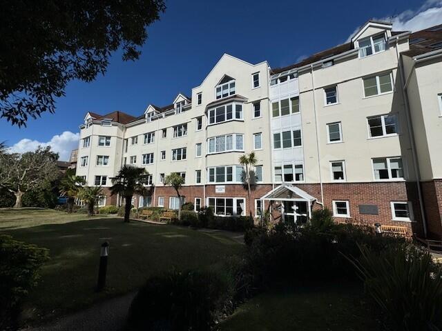 1 bed Apartment for rent in Bournemouth. From Brown & Kay - Westbourne 1 bed Apartment for rent in Bournemouth. From Brown & Kay - Westbourne