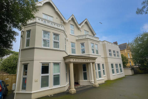 2 bed Apartment for rent in Bournemouth. From Brown & Kay - Westbourne 2 bed Apartment for rent in Bournemouth. From Brown & Kay - Westbourne