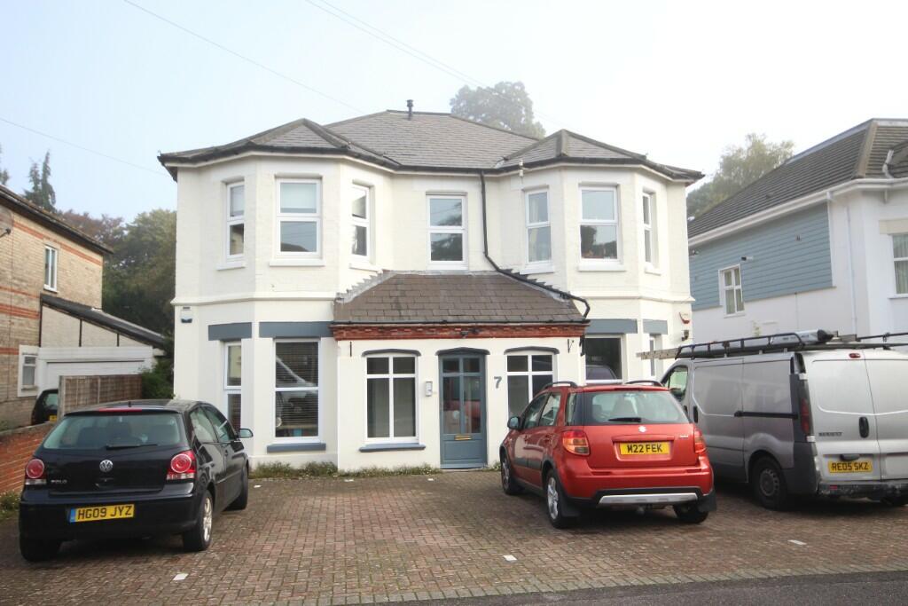 2 bed 1st Floor Flat for rent in Bournemouth. From Brown & Kay - Westbourne 2 bed 1st Floor Flat for rent in Bournemouth. From Brown & Kay - Westbourne