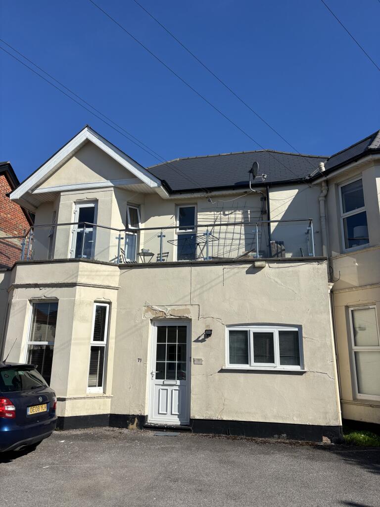 0 bed Studio for rent in Bournemouth. From Brown & Kay - Westbourne 0 bed Studio for rent in Bournemouth. From Brown & Kay - Westbourne