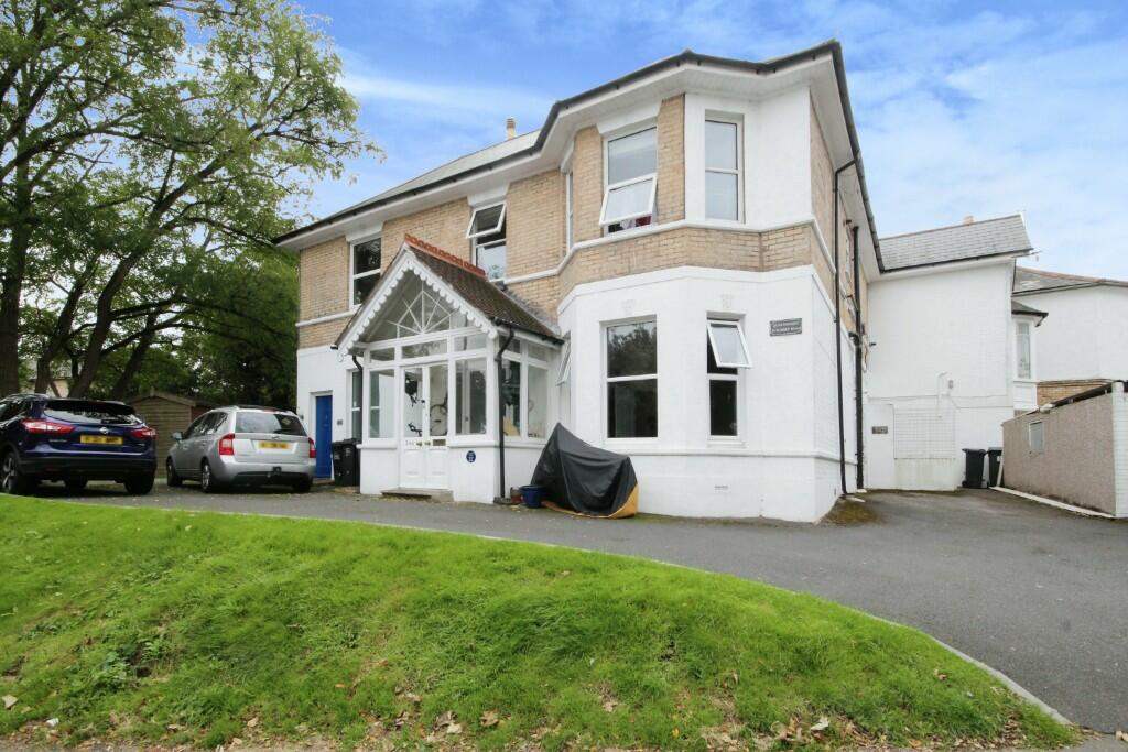 2 bed House (unspecified) for rent in Bournemouth. From Brown & Kay - Westbourne