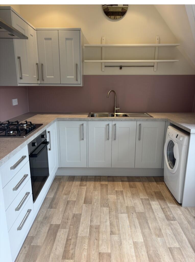 2 bed 1st Floor Flat for rent in Bournemouth. From Brown & Kay - Westbourne