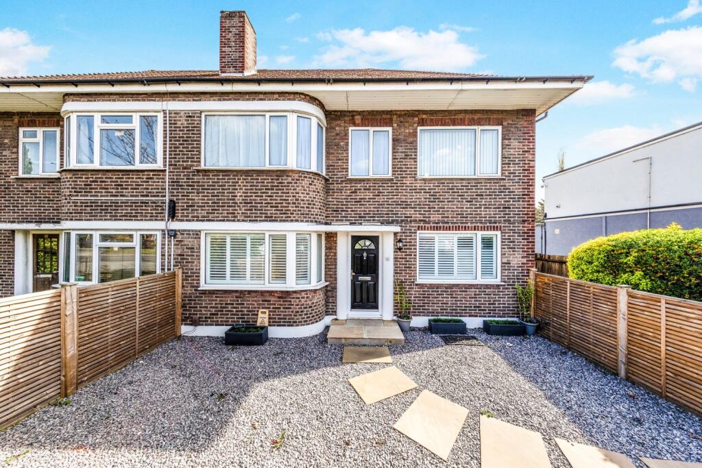 2 bed Annexe for rent in Keston. From Langford Russell - West Wickham 2 bed Annexe for rent in Keston. From Langford Russell - West Wickham