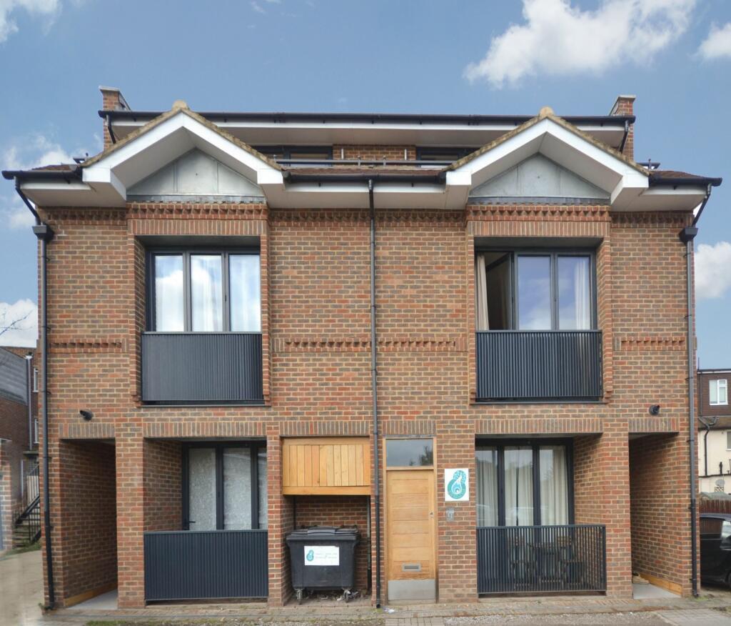 2 bed 1st Floor Flat for rent in Keston. From Langford Russell - West Wickham 2 bed 1st Floor Flat for rent in Keston. From Langford Russell - West Wickham