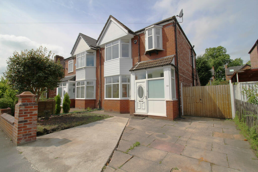 3 bed Semi-Detached House for rent in Manchester. From Lawrence Copeland  - Town & City Centre - Manchester