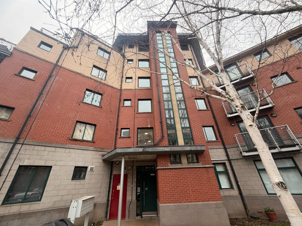 1 bed 1st Floor Flat for rent in Manchester. From Lawrence Copeland (Town & City Centre) - Salford