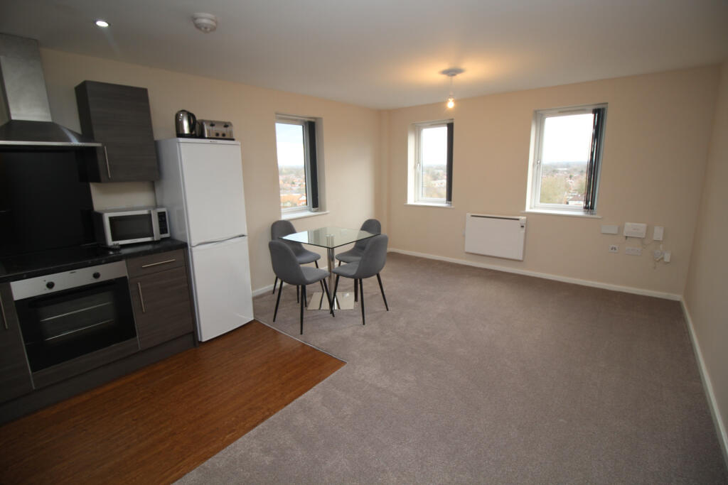 2 bed Apartment for rent in Stretford. From Lawrence Copeland (Town & City Centre) - Salford 2 bed Apartment for rent in Stretford. From Lawrence Copeland (Town & City Centre) - Salford