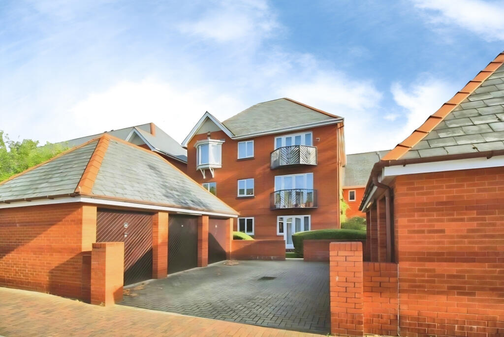 3 bed Apartment for rent in Salford. From Lawrence Copeland (Town & City Centre) - Salford 3 bed Apartment for rent in Salford. From Lawrence Copeland (Town & City Centre) - Salford