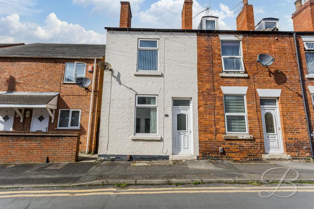 3 bed End of Terrace for rent in Worksop. From BuckleyBrown - Mansfield