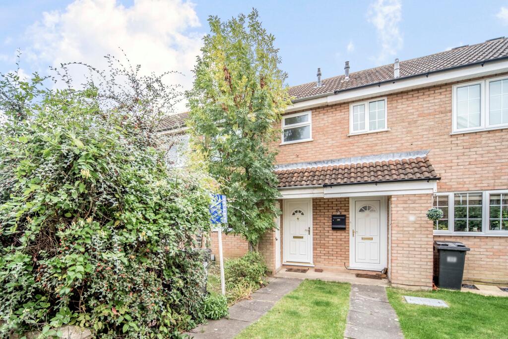 2 bed Detached for rent in Clapham Green. From Leaders - Bedford