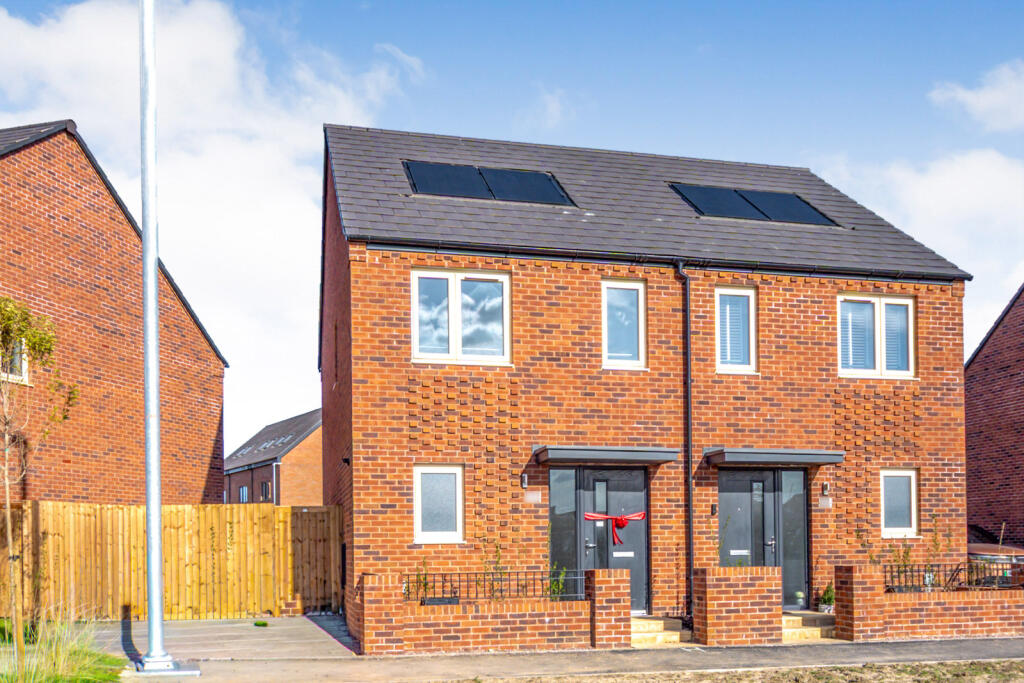 2 bed Semi Detached for rent in Bedford. From Leaders - Bedford