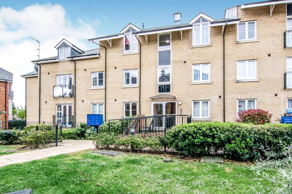 2 bed 1st Floor Flat for rent in Shefford. From Leaders - Bedford