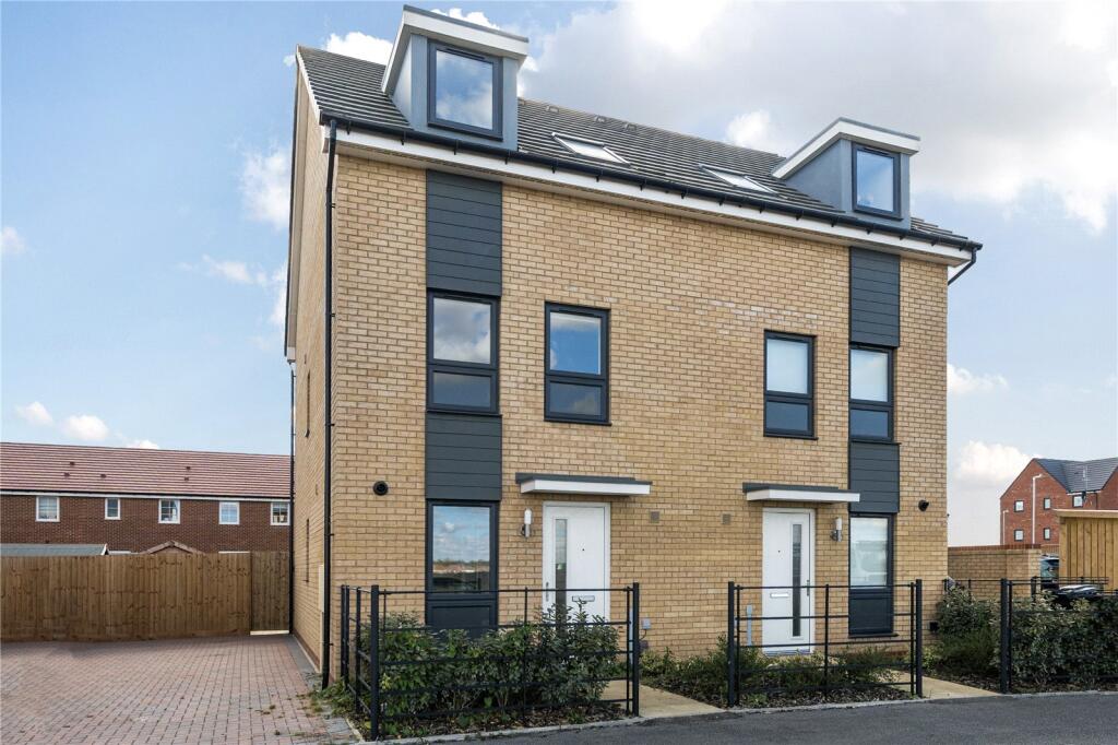 3 bed Semi Detached for rent in Maulden. From Leaders - Bedford