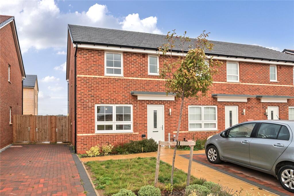 3 bed Mid Terraced House for rent in Houghton Conquest. From Leaders - Bedford