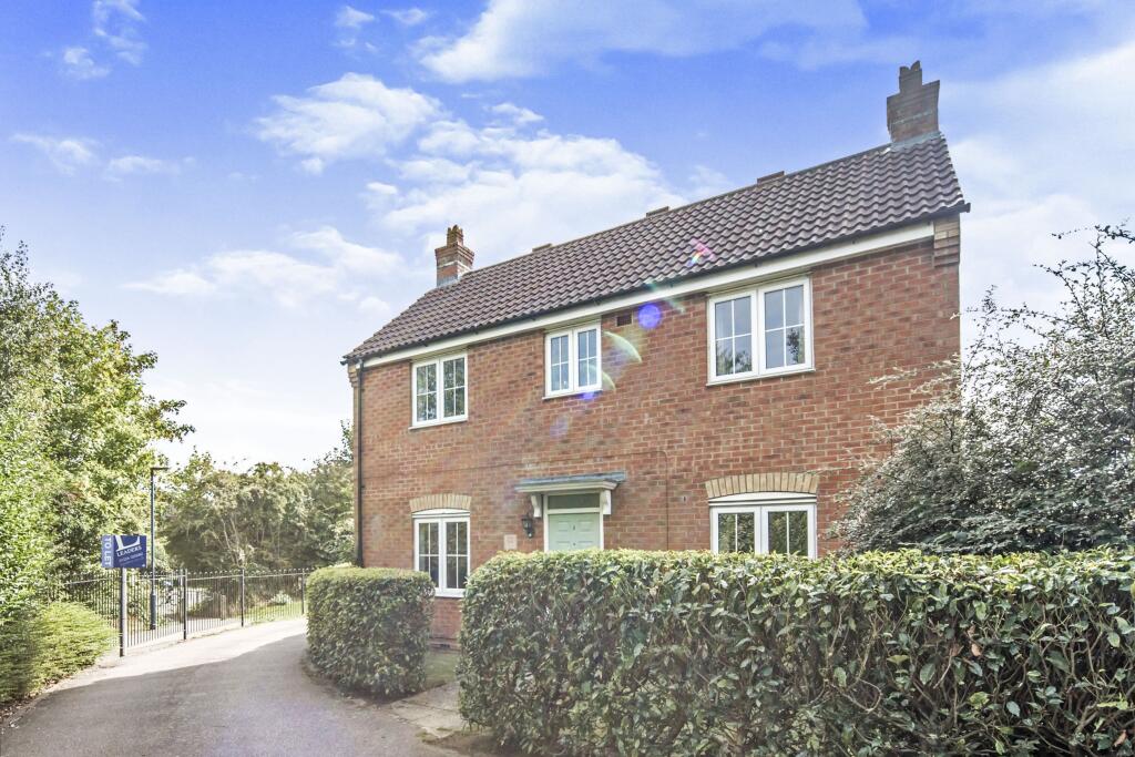 3 bed Semi Detached for rent in Bedford. From Leaders - Bedford