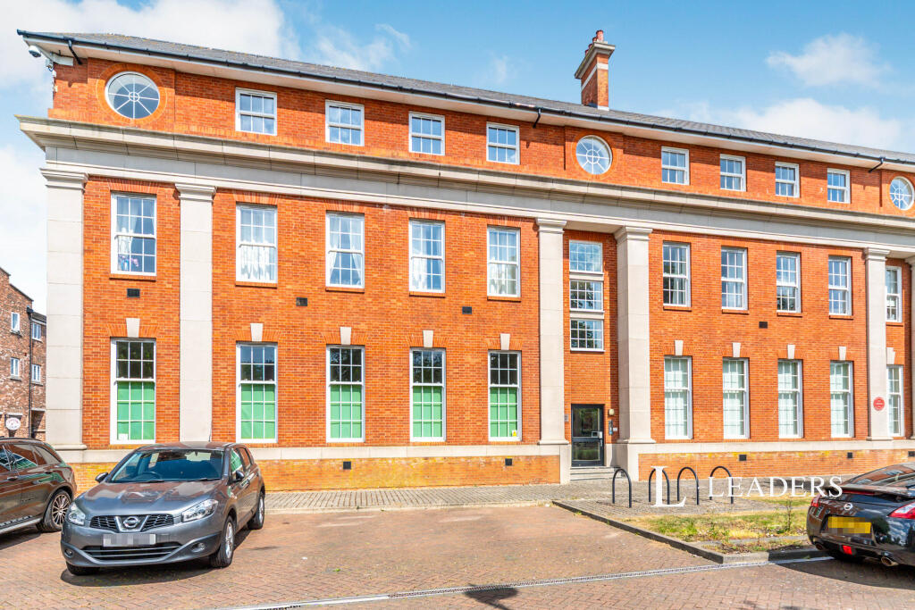 2 bed 1st Floor Flat for rent in Shortstown. From Leaders - Bedford