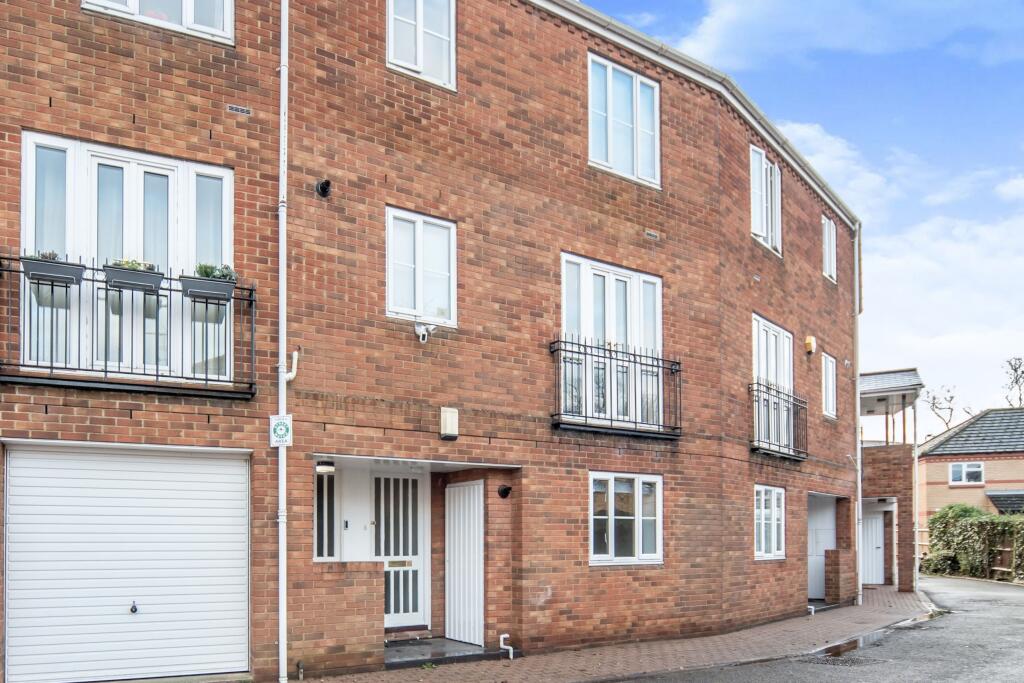 1 bed 1st Floor Flat for rent in Bedford. From Leaders - Bedford