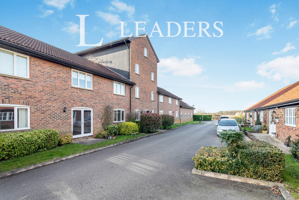 2 bed 1st Floor Flat for rent in Milton Keynes. From Leaders Sales - Buckingham