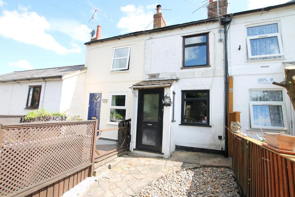 1 bed Mid Terraced House for rent in Buckingham. From Leaders Sales - Buckingham