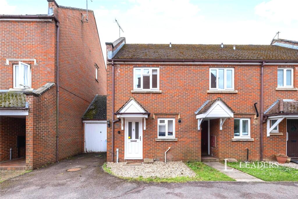 2 bed Mid Terraced House for rent in Buckingham. From Leaders Sales - Buckingham 2 bed Mid Terraced House for rent in Buckingham. From Leaders Sales - Buckingham