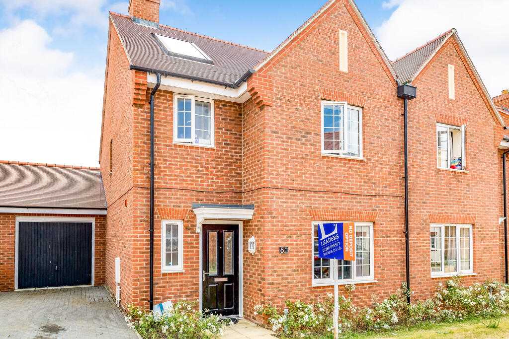 3 bed Detached for rent in Buckingham. From Leaders Sales - Buckingham