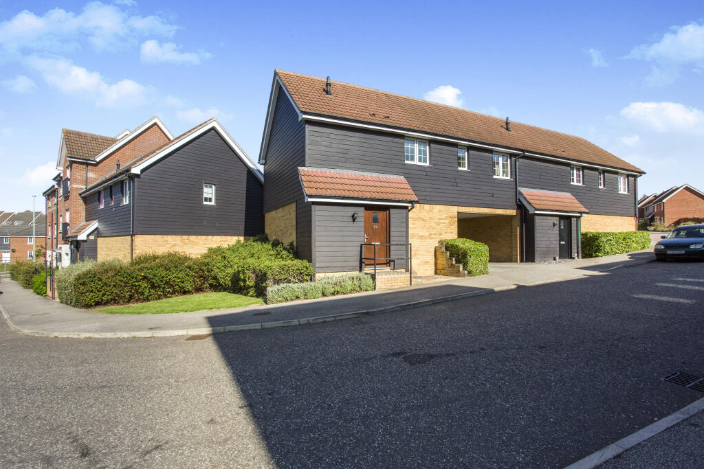 2 bed 1st Floor Flat for rent in Stowmarket. From Leaders - Bury St Edmunds