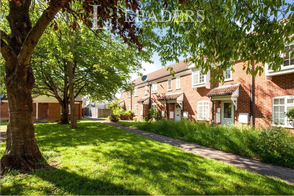 3 bed Mid Terraced House for rent in Cambridge. From Leaders - Cambridge