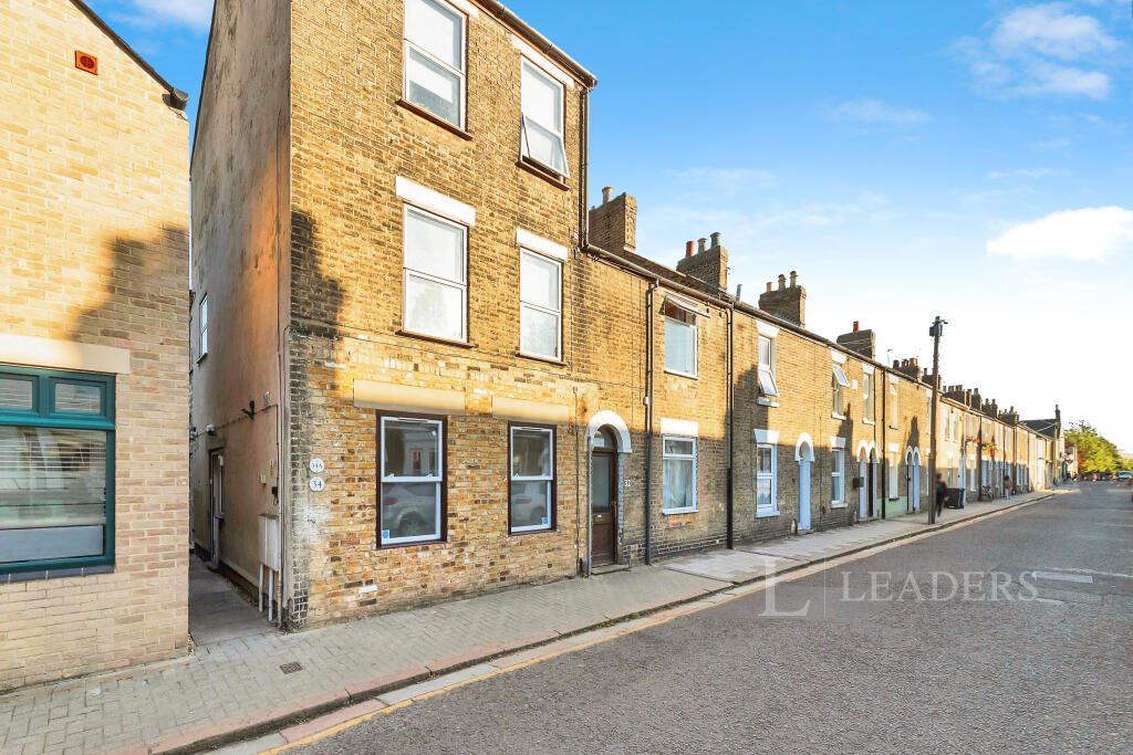 4 bed Mid Terraced House for rent in Cambridge. From Leaders - Cambridge 4 bed Mid Terraced House for rent in Cambridge. From Leaders - Cambridge