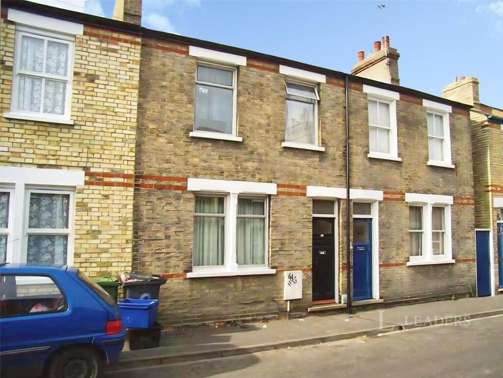 5 bed Mid Terraced House for rent in Cambridge. From Leaders - Cambridge