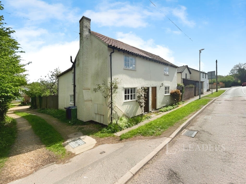 3 bed Mid Terraced House for rent in Haslingfield. From Leaders - Cambridge