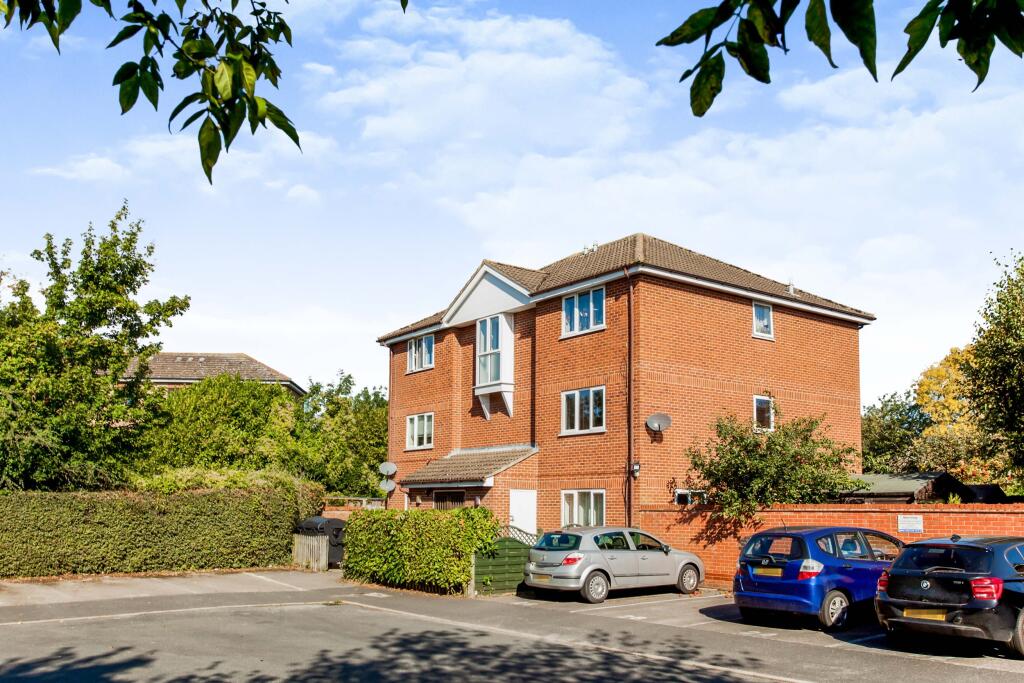 2 bed 1st Floor Flat for rent in Teversham. From Leaders - Cambridge