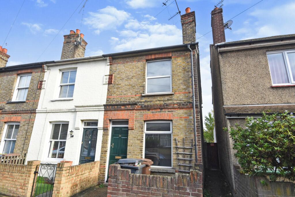 2 bed Semi-Detached House for rent in Chelmsford. From Leaders - Chelmsford