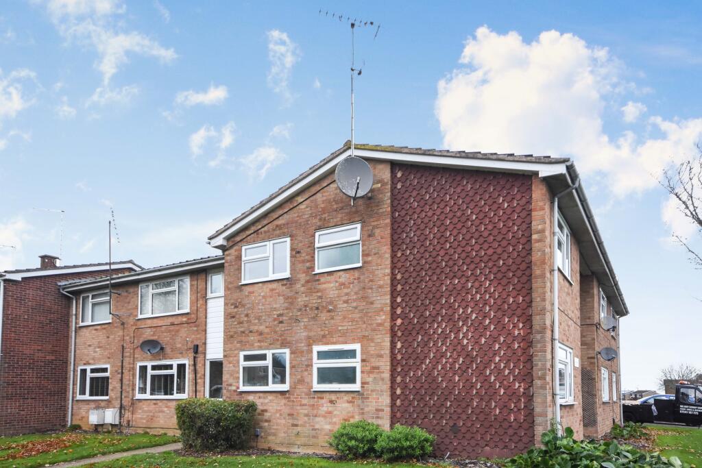 2 bed 1st Floor Flat for rent in Sandon. From Leaders - Chelmsford
