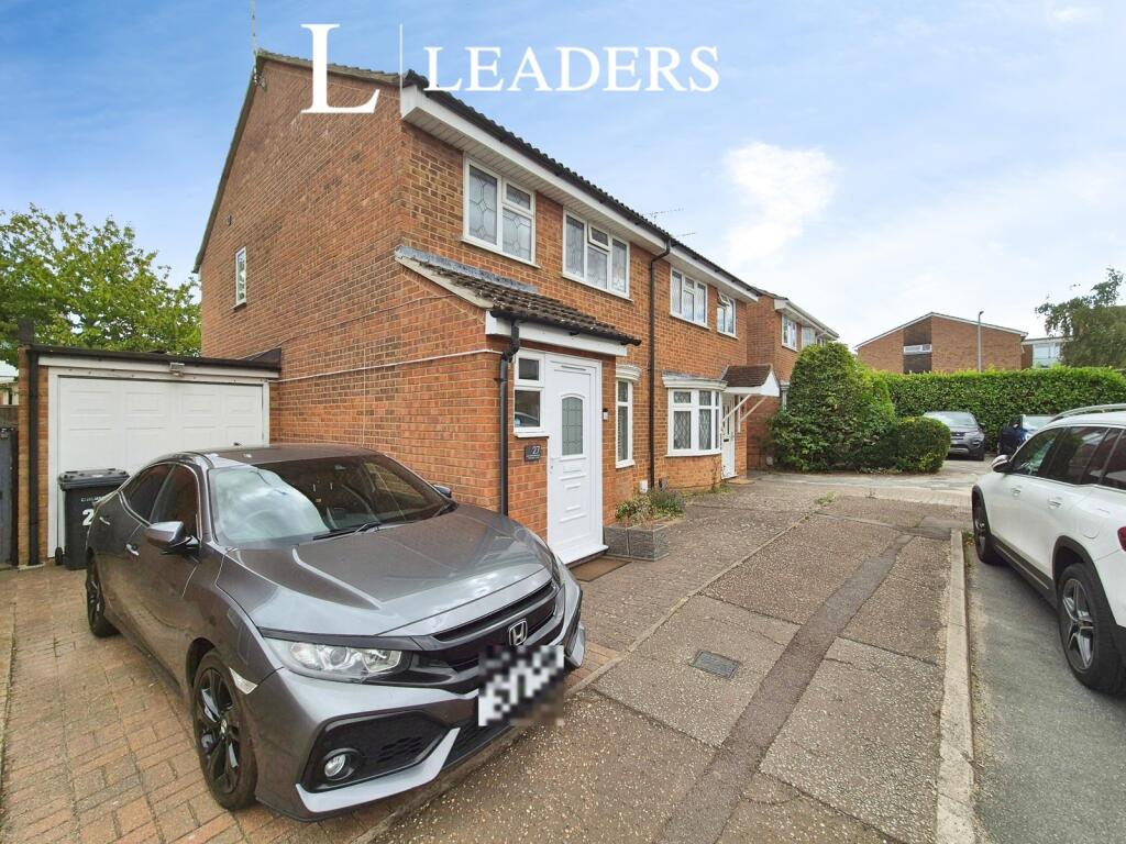 3 bed Semi Detached for rent in Broomfield. From Leaders - Chelmsford 3 bed Semi Detached for rent in Broomfield. From Leaders - Chelmsford