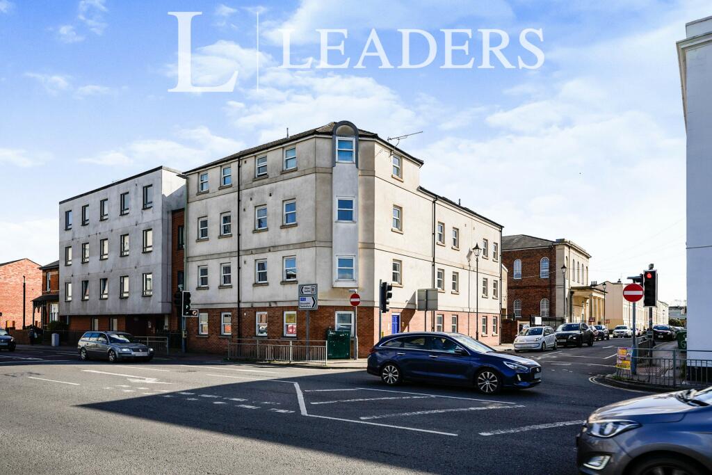 4 bed Apartment for rent in Cheltenham. From Leaders - Cheltenham