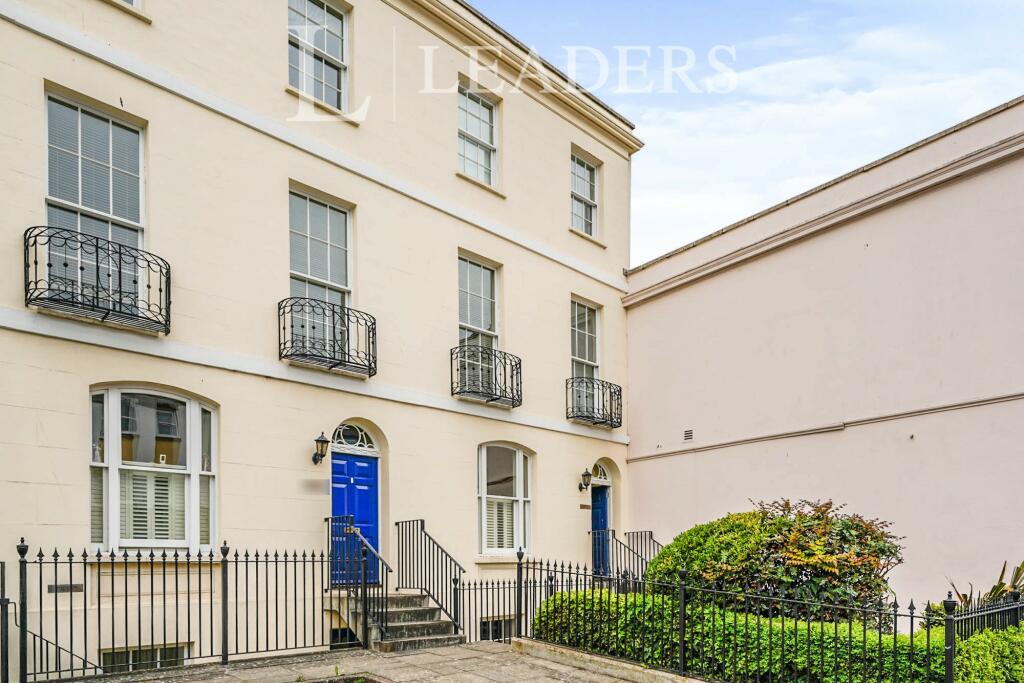 2 bed Apartment for rent in Prestbury. From Leaders - Cheltenham