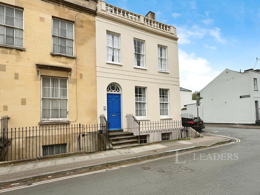 1 bed 1st Floor Flat for rent in Prestbury. From Leaders - Cheltenham