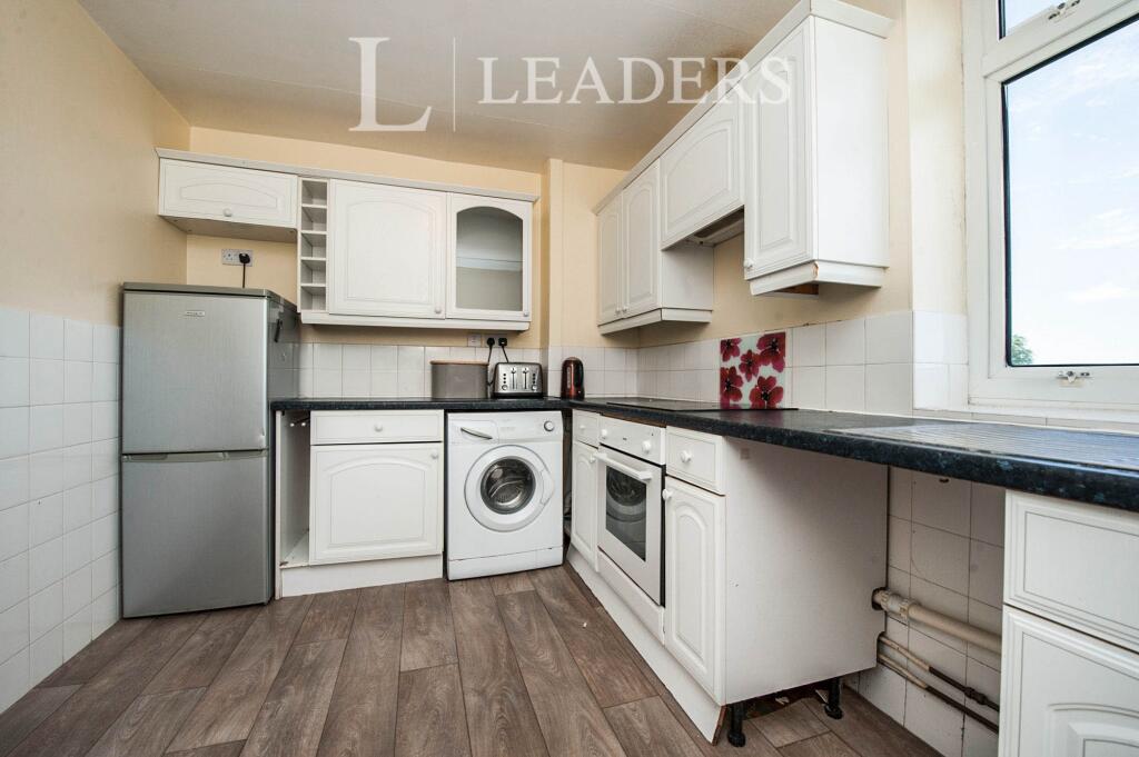 2 bed 1st Floor Flat for rent in Shurdington. From Leaders - Cheltenham 2 bed 1st Floor Flat for rent in Shurdington. From Leaders - Cheltenham