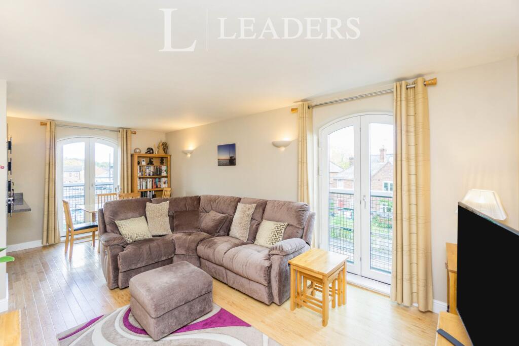 2 bed 1st Floor Flat for rent in Hoole Bank. From Leaders - Chester