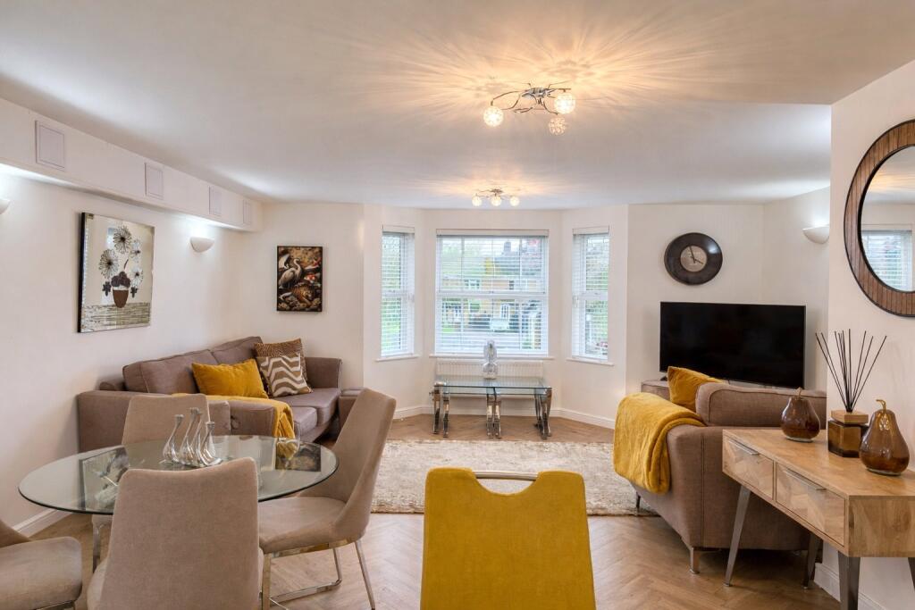 2 bed 1st Floor Flat for rent in Moston. From Leaders - Chester