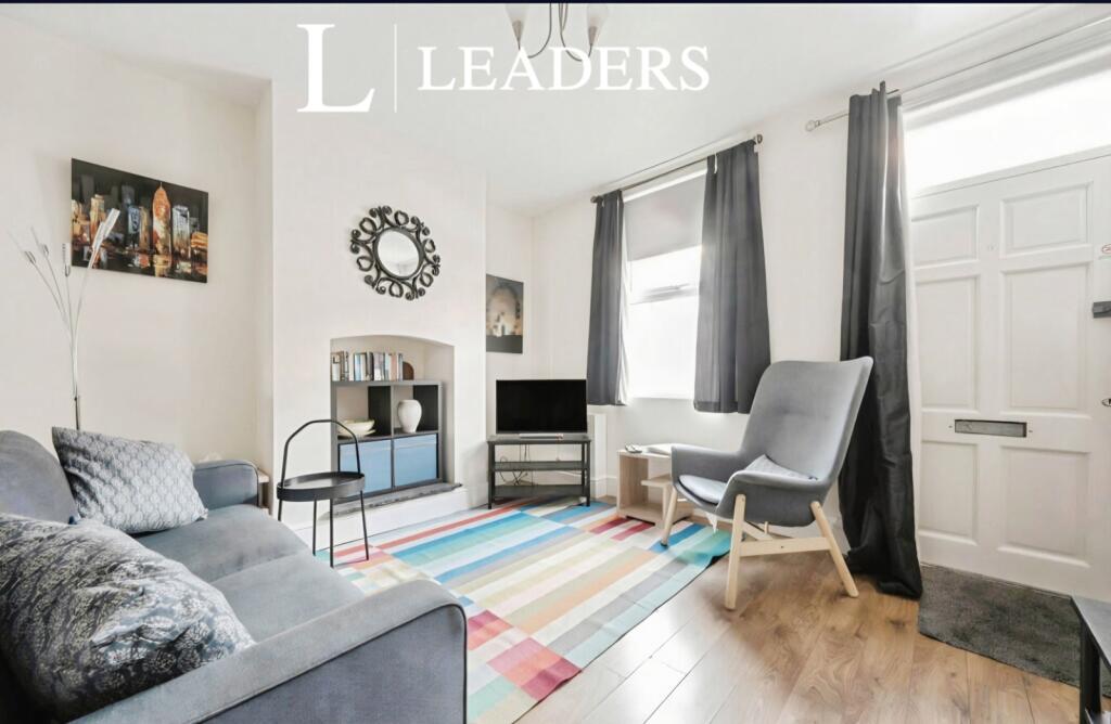 2 bed Mid Terraced House for rent in Chester. From Leaders - Chester