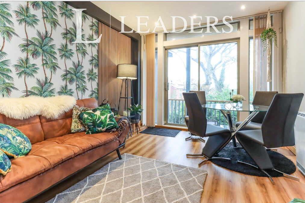 2 bed 1st Floor Flat for rent in Chester. From Leaders - Chester